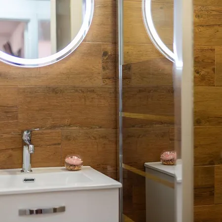 Confortable Y Luminoso Exterior En 公寓 *