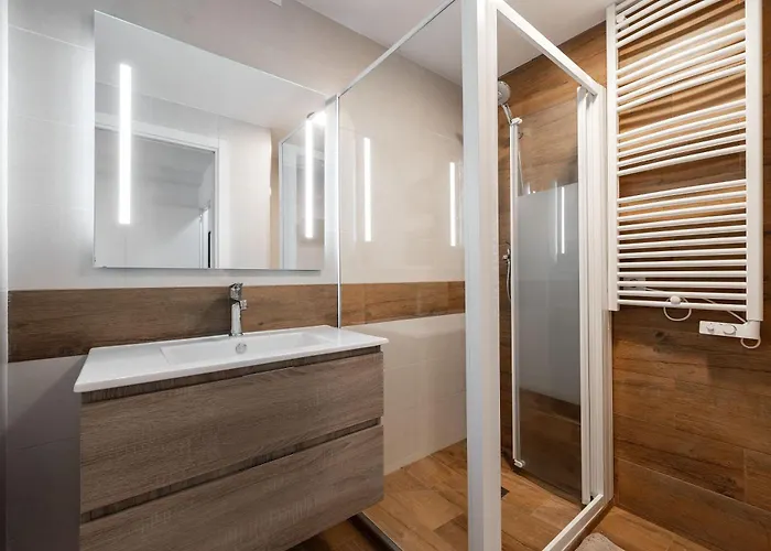 Confortable Y Luminoso Exterior En 산세바스티안