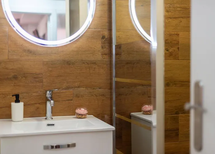 Confortable Y Luminoso Exterior En Apartman *